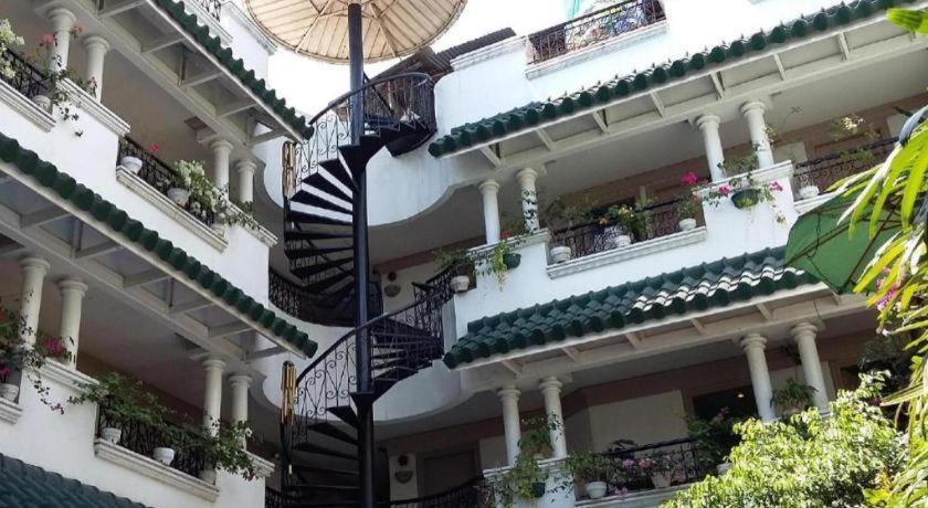 Hotel Galleria Davao Exterior foto